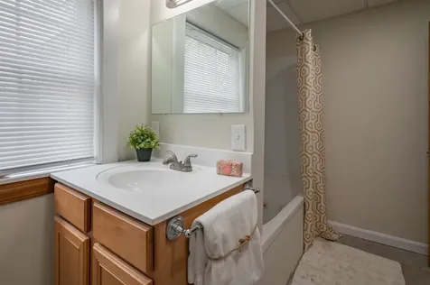 459 Central Street Manchester NH 03103