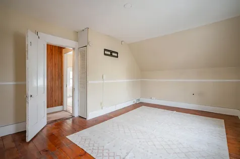 459 Central Street Manchester NH 03103