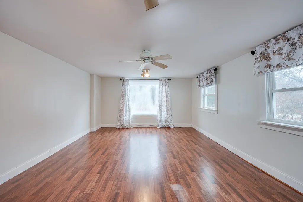 274 Edgemont Road Sunapee NH 03782