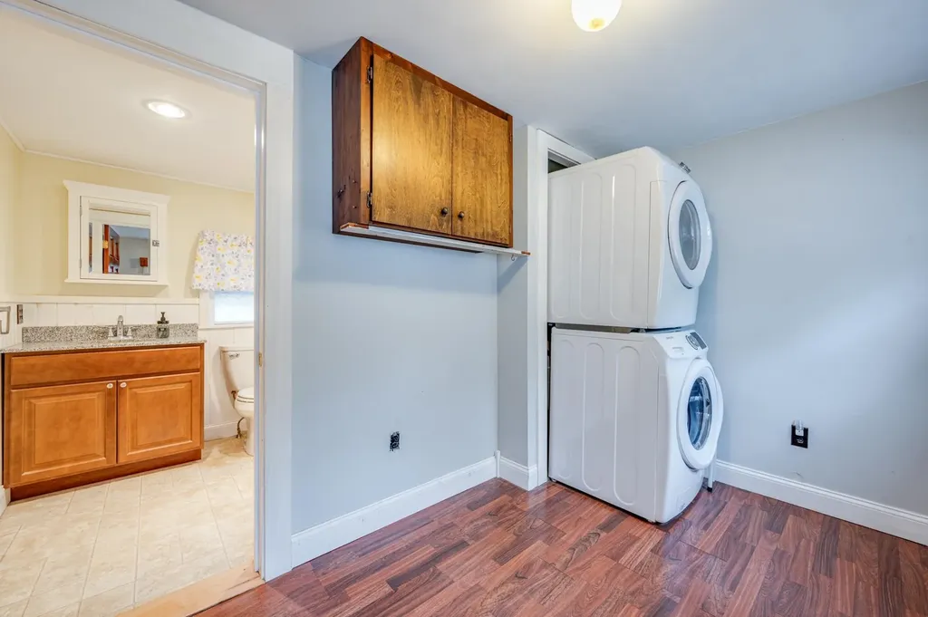 274 Edgemont Road Sunapee NH 03782