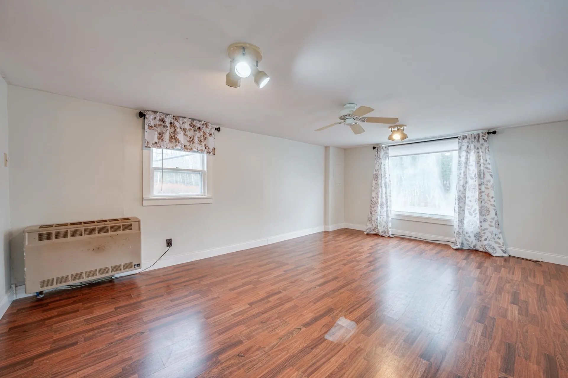 274 Edgemont Road Sunapee NH 03782