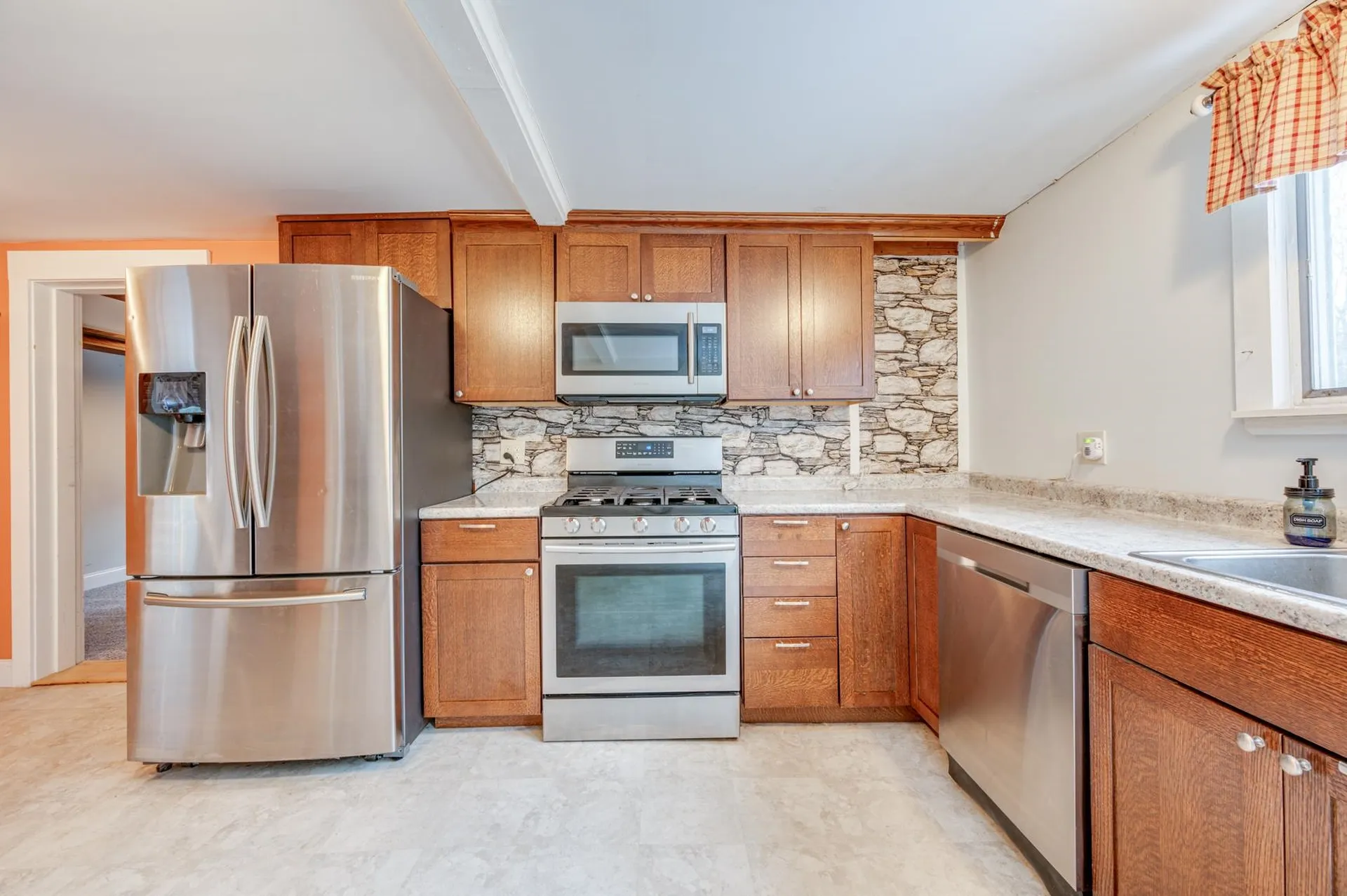 274 Edgemont Road Sunapee NH 03782