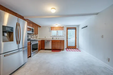 274 Edgemont Road Sunapee NH 03782