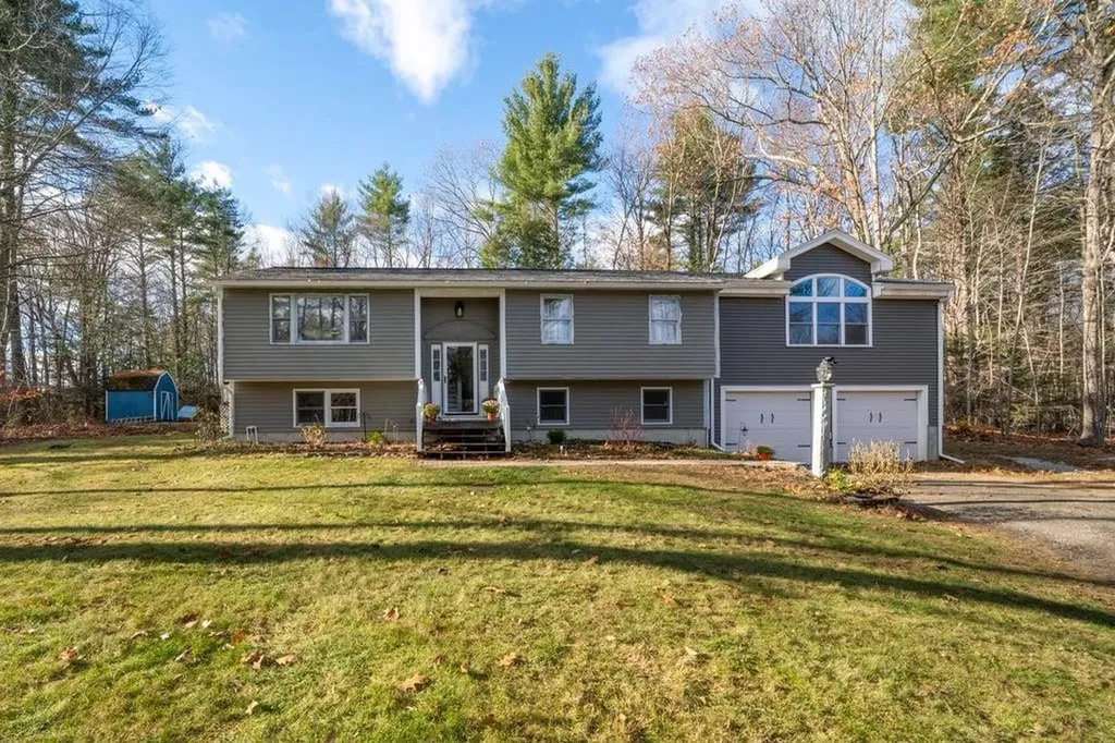 20 Towle Road Epping NH 03042