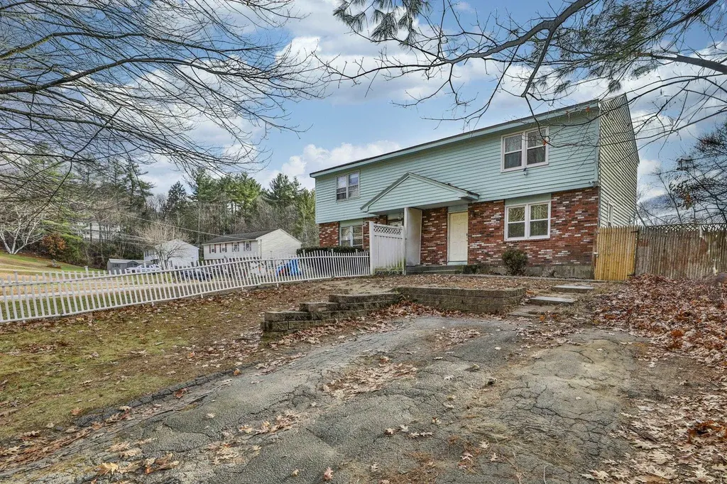 13R Gamache Road Derry NH 03038