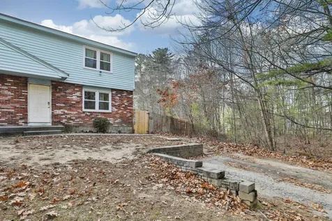 13R Gamache Road Derry NH 03038