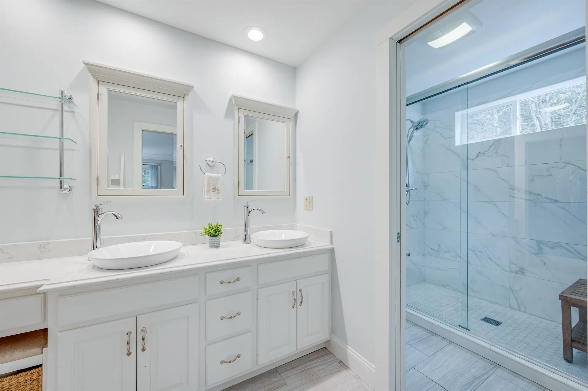 27 Pipers Glen New London NH 03257