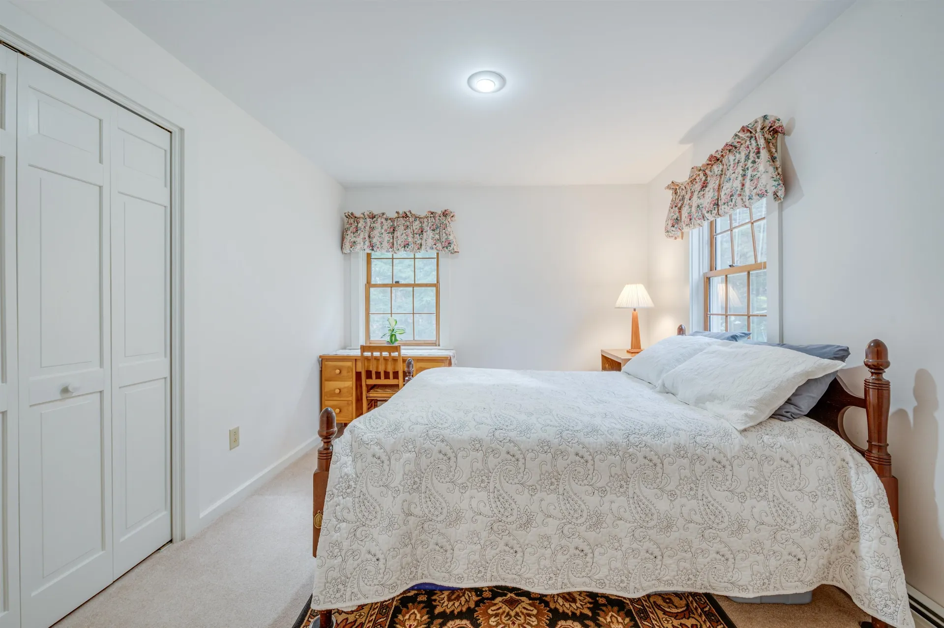 27 Pipers Glen New London NH 03257