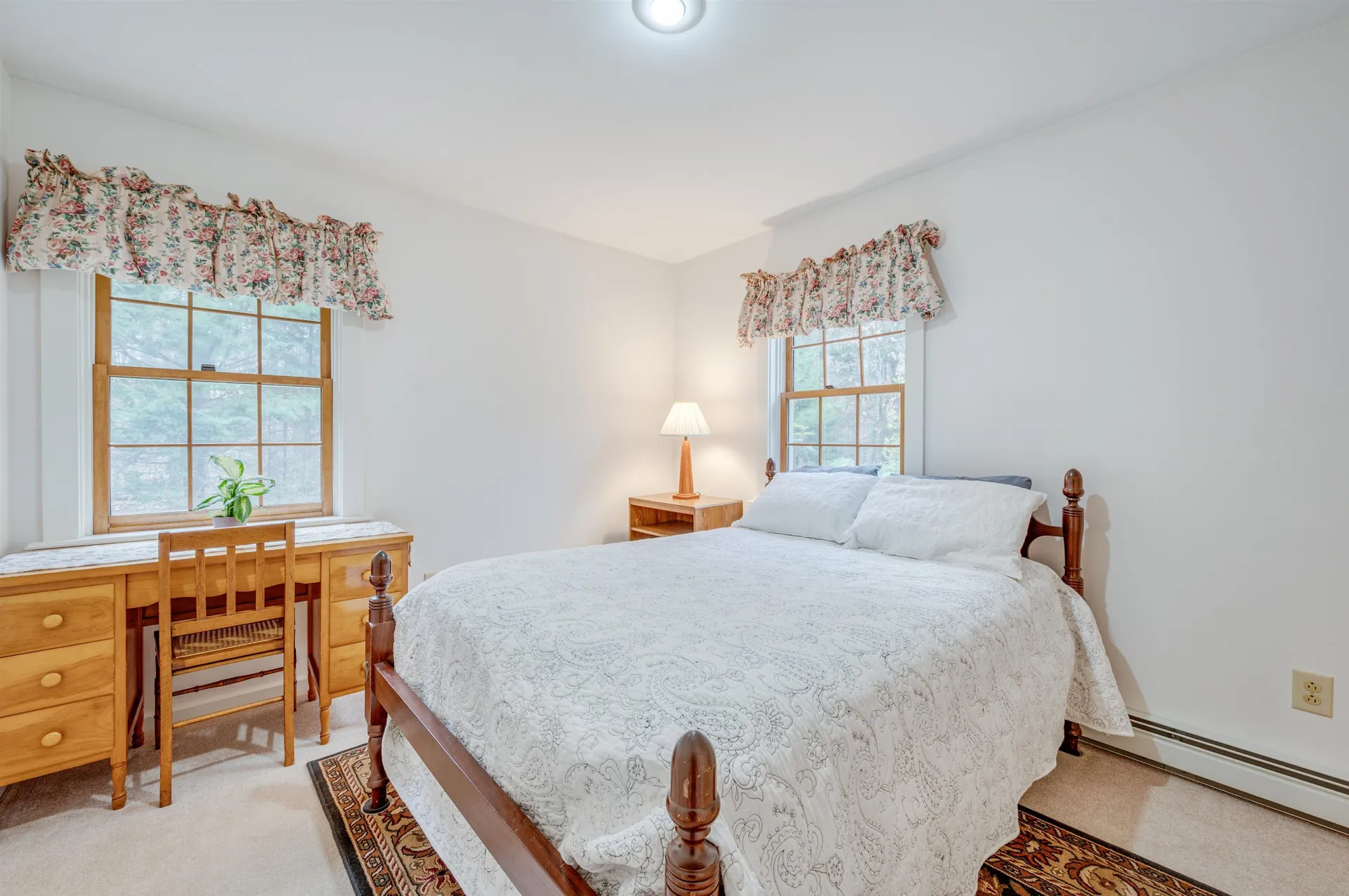 27 Pipers Glen New London NH 03257