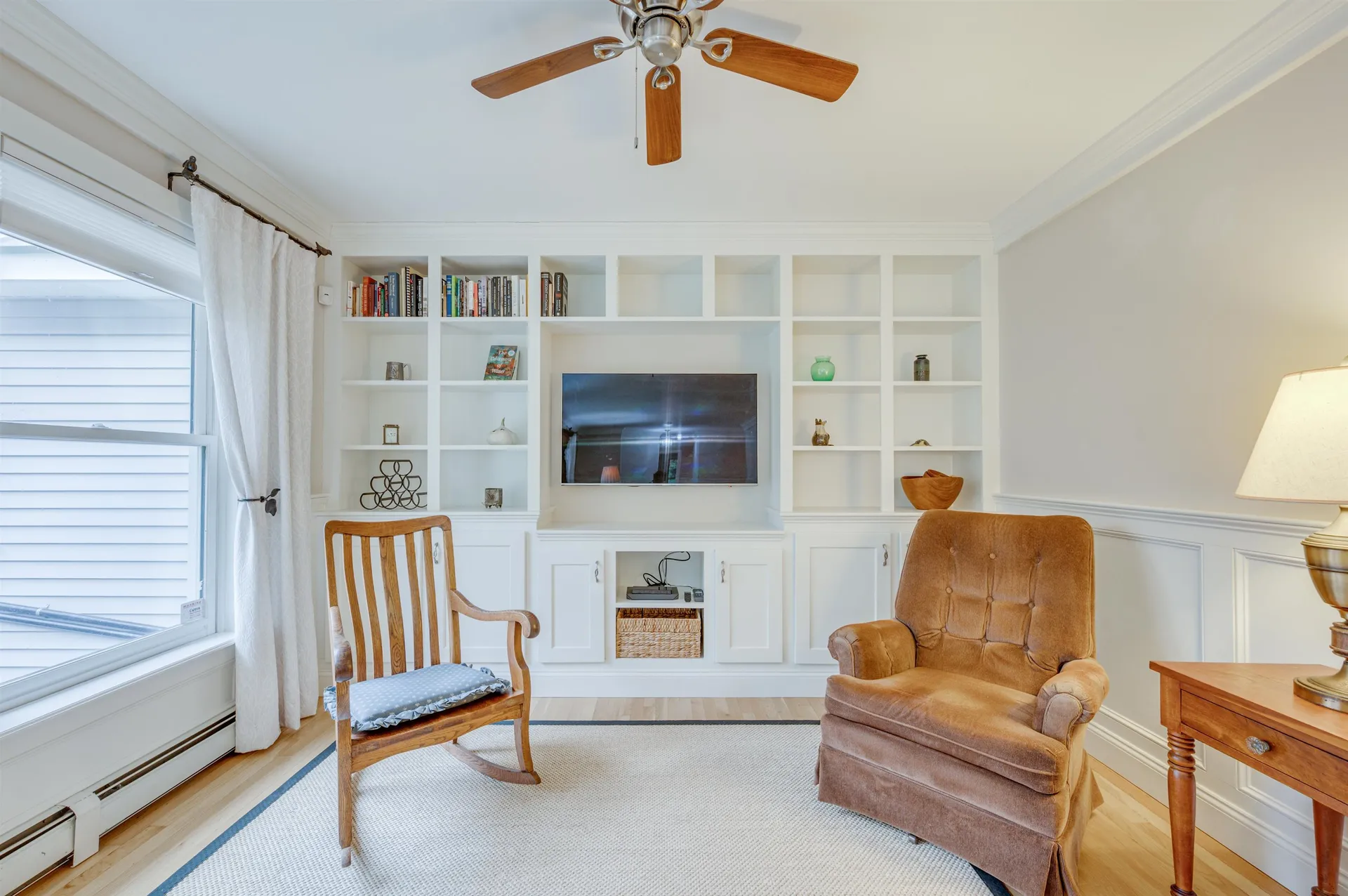 27 Pipers Glen New London NH 03257