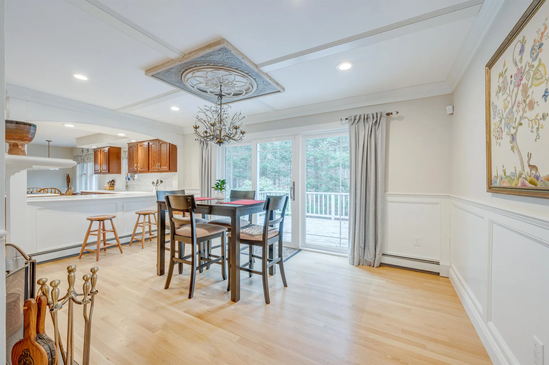 27 Pipers Glen New London NH 03257