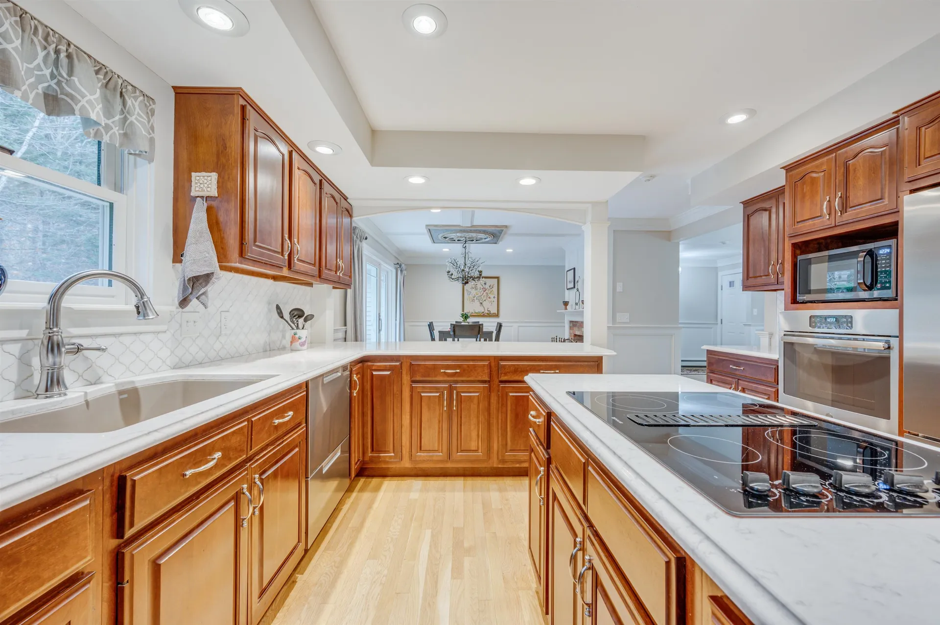 27 Pipers Glen New London NH 03257