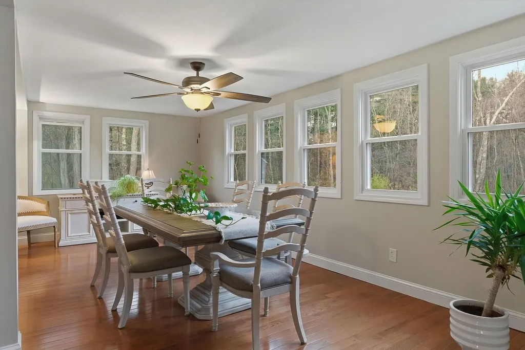 74 Speare Road Hudson NH 03051