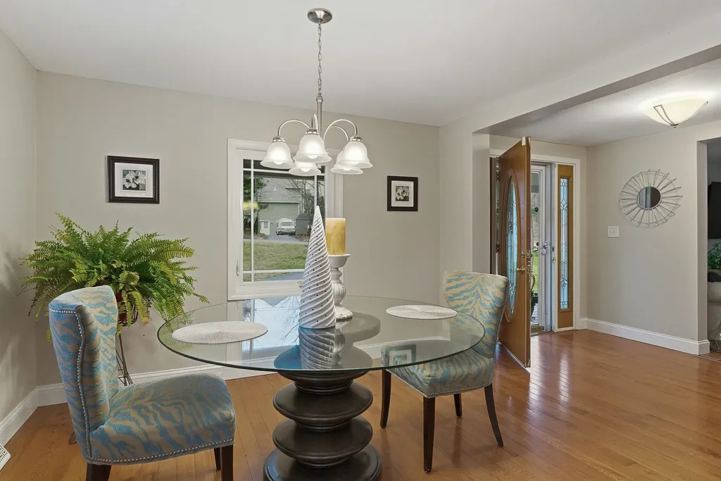 74 Speare Road Hudson NH 03051