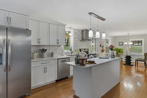 74 Speare Road Hudson NH 03051