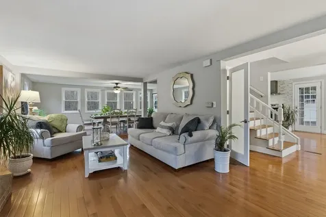 74 Speare Road Hudson NH 03051