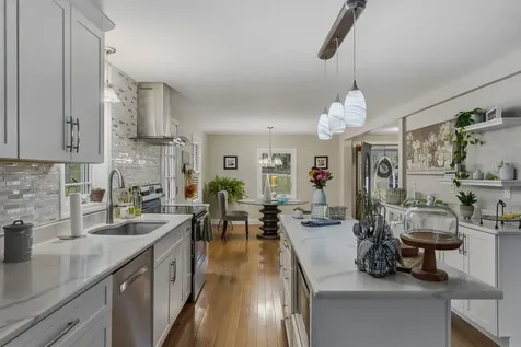 74 Speare Road Hudson NH 03051