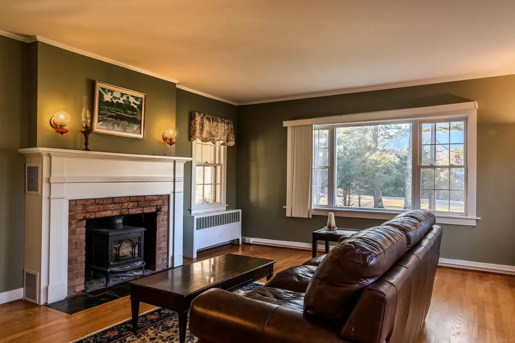 490 Barnumville Road Manchester VT 05255