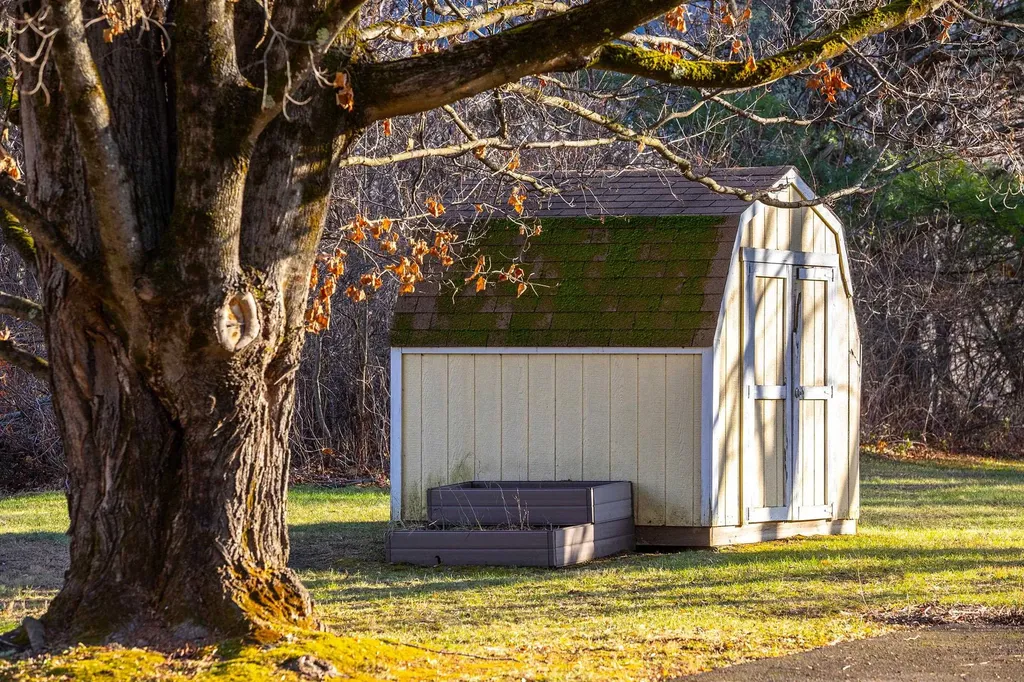 490 Barnumville Road Manchester VT 05255