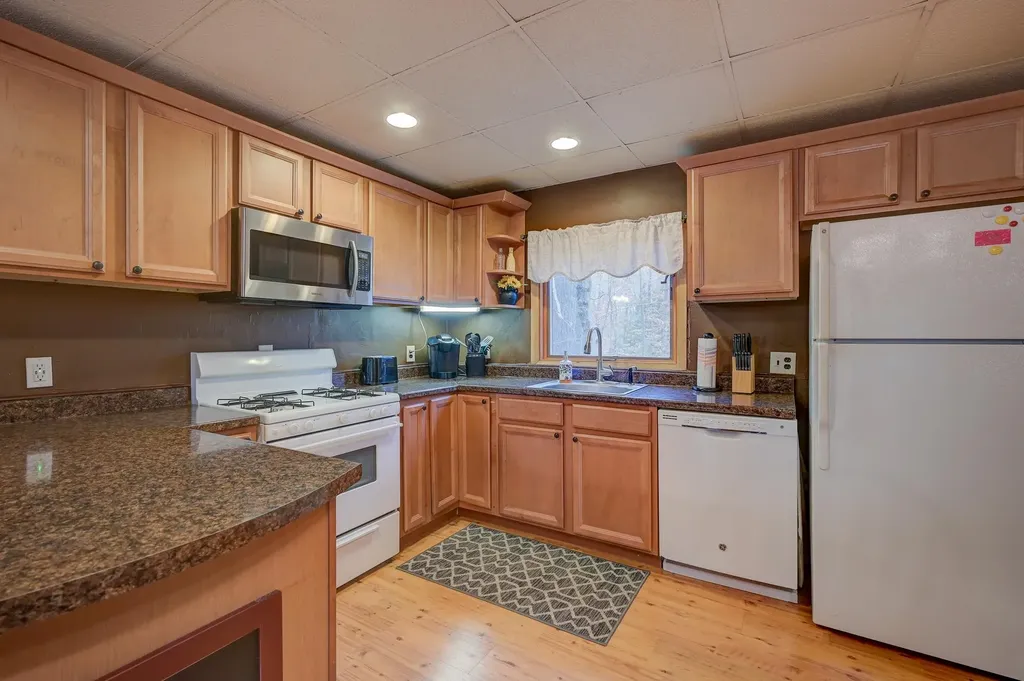 30 Middle Shore Drive Madison NH 03849