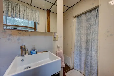 30 Middle Shore Drive Madison NH 03849