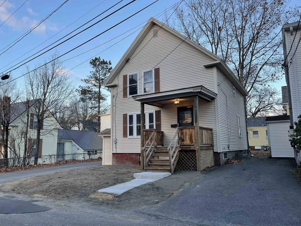 7 Riverside Court Laconia NH 03246