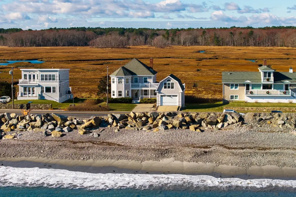 1643 Ocean Boulevard Rye NH 03870