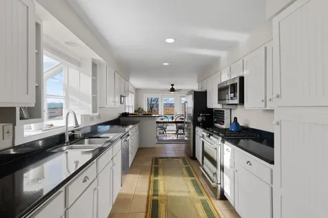 1643 Ocean Boulevard Rye NH 03870