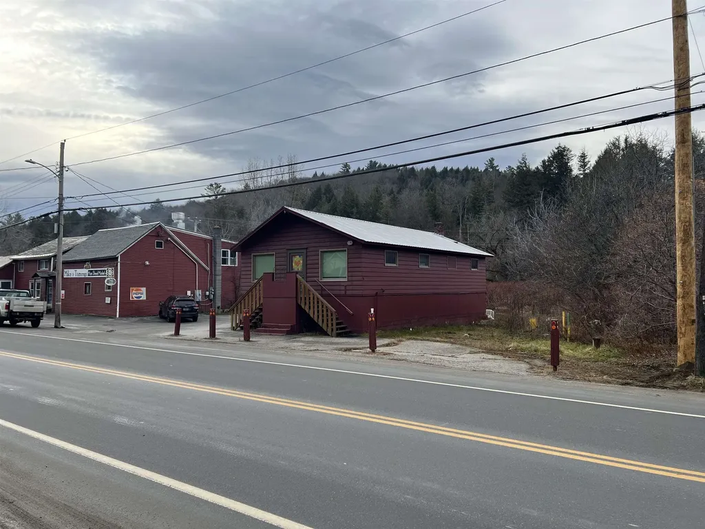2152 N Main Street Londonderry VT 05148