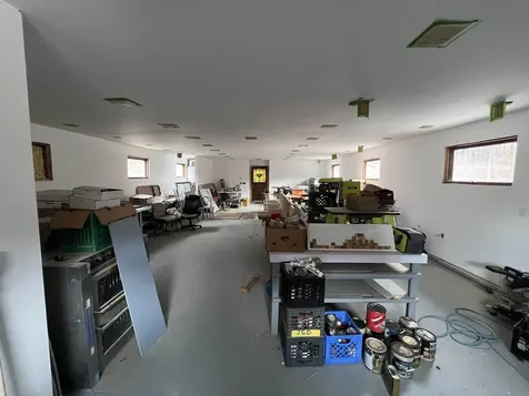 2152 N Main Street Londonderry VT 05148