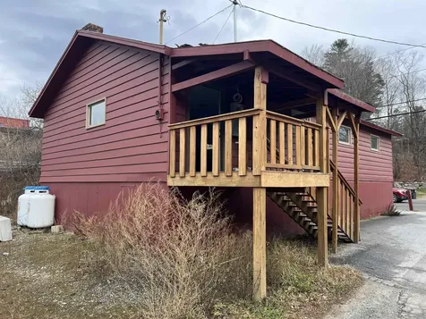 2152 N Main Street Londonderry VT 05148