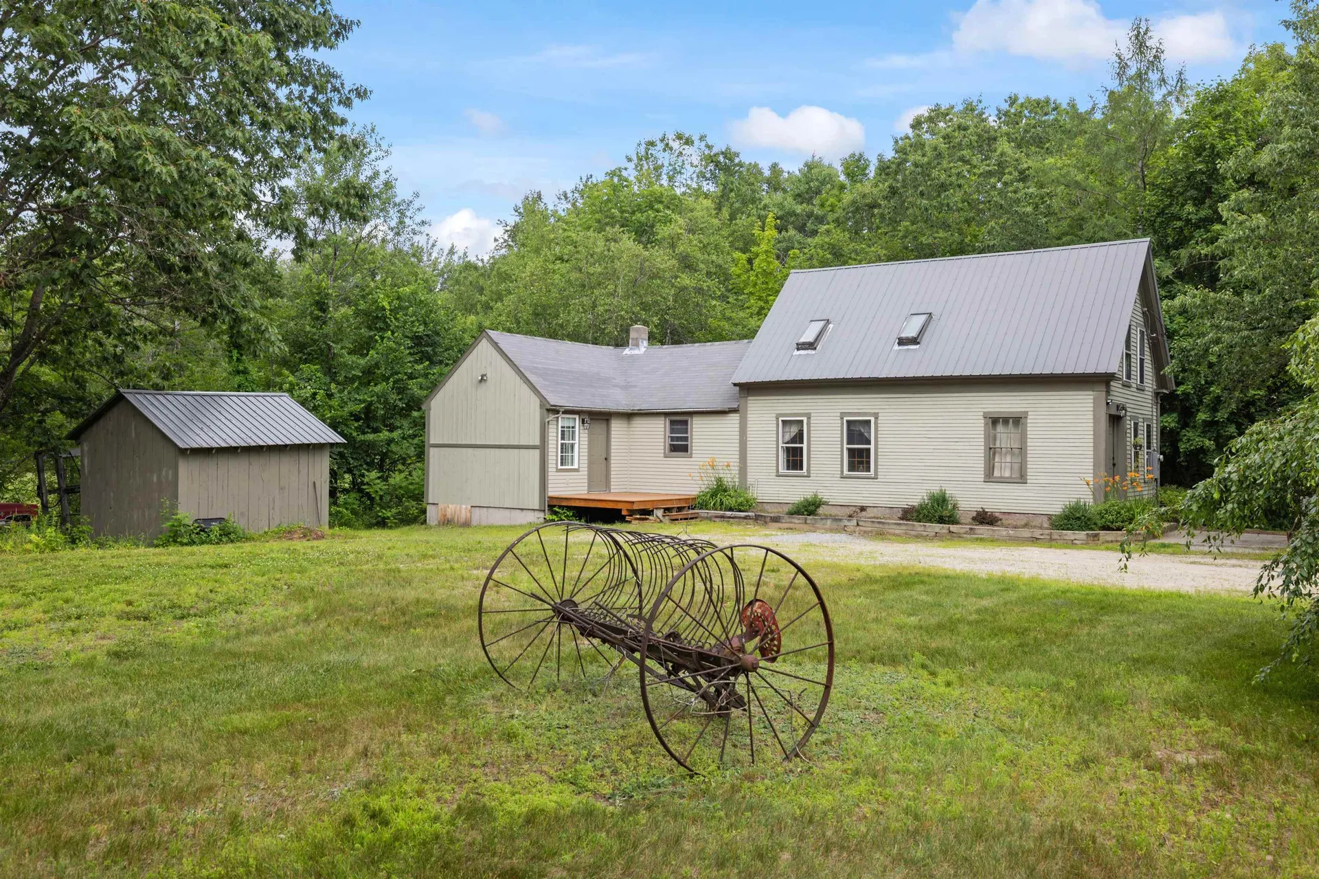 18 Cilleyville Road Andover NH 03216