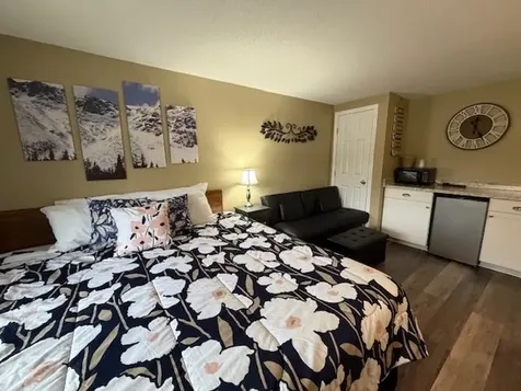 2955 White Mountain Highway Conway NH 03860