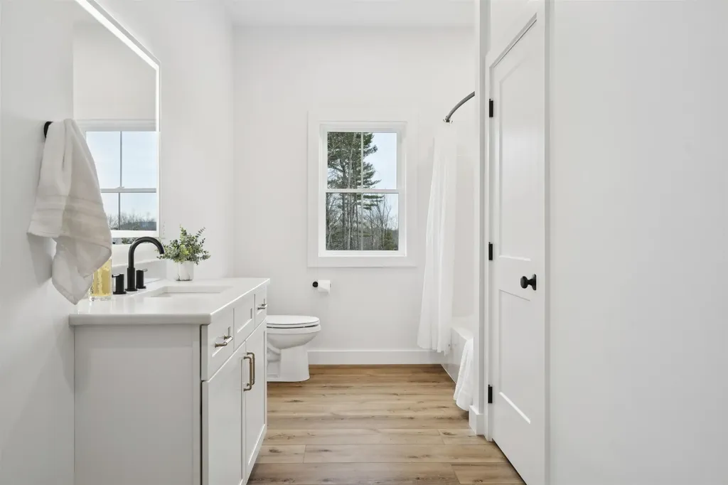 103 Temple Road Sharon NH 03458