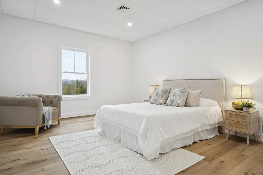 103 Temple Road Sharon NH 03458