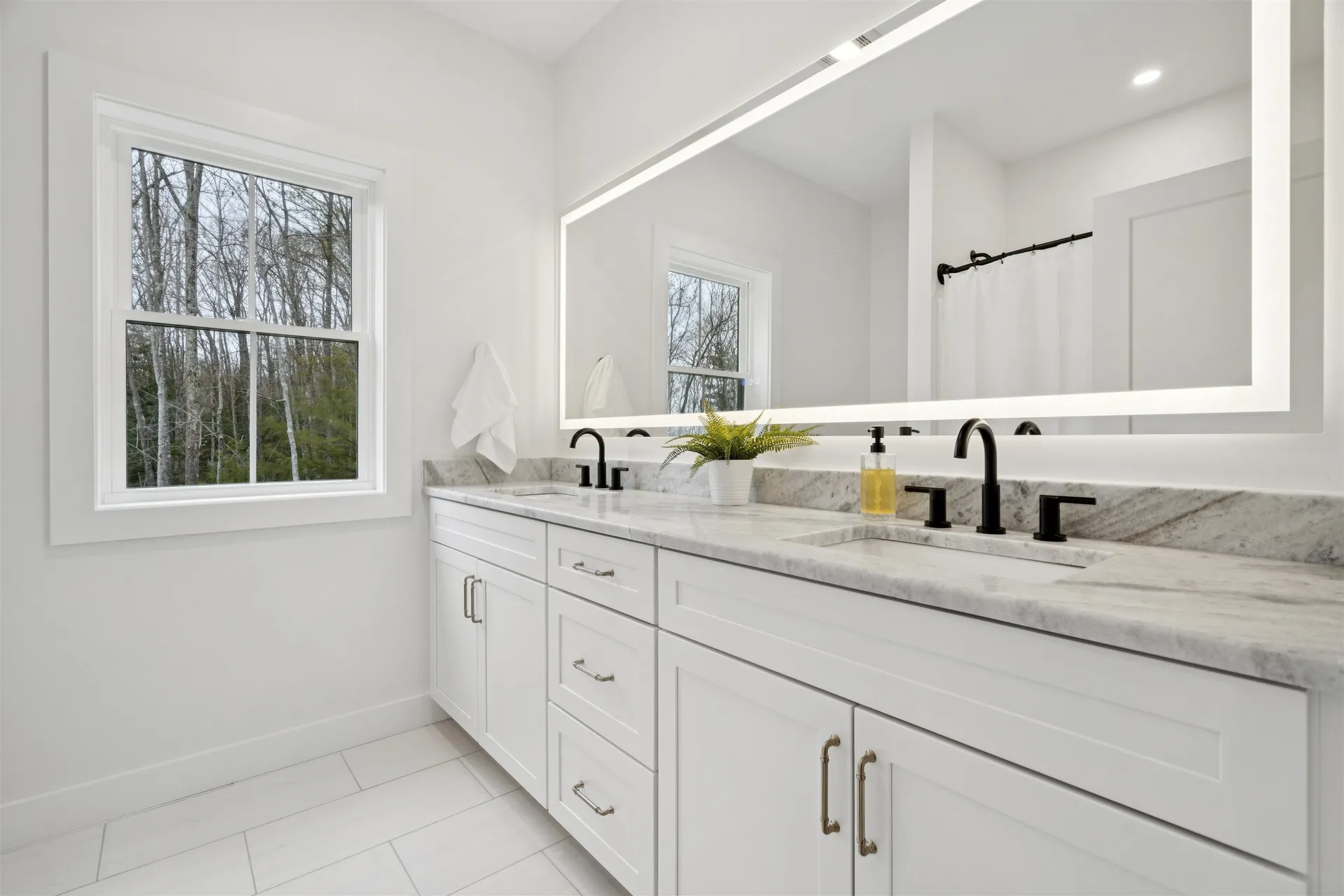 103 Temple Road Sharon NH 03458