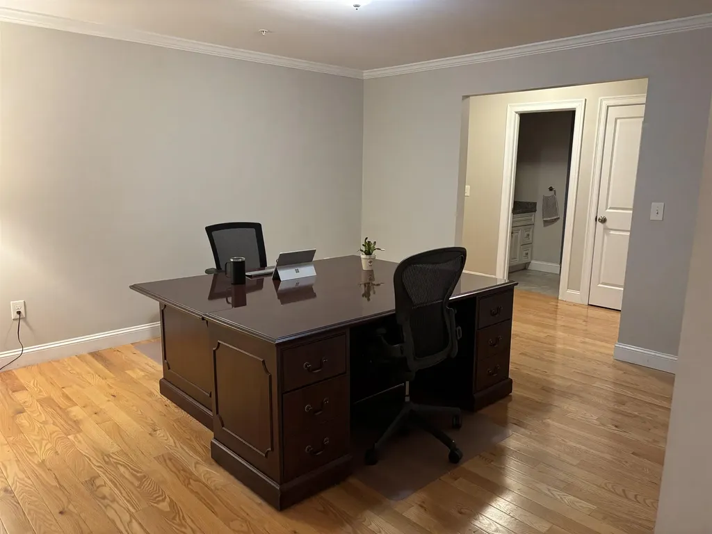 5 Sheldon Road Derry NH 03038