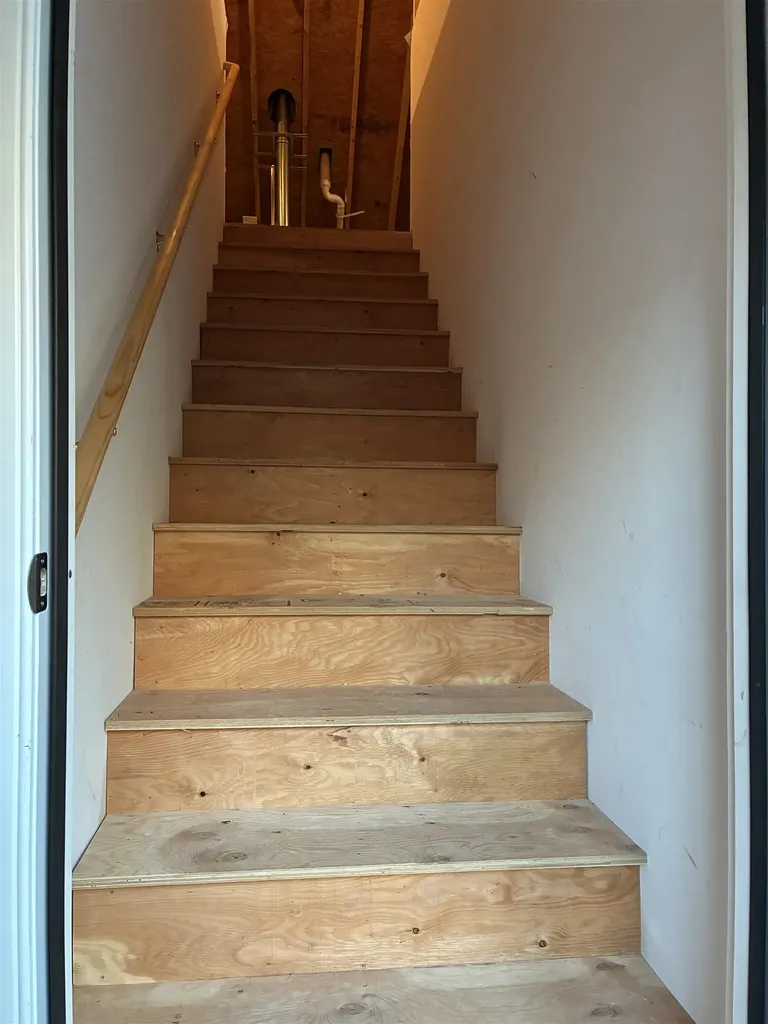 5 Sheldon Road Derry NH 03038