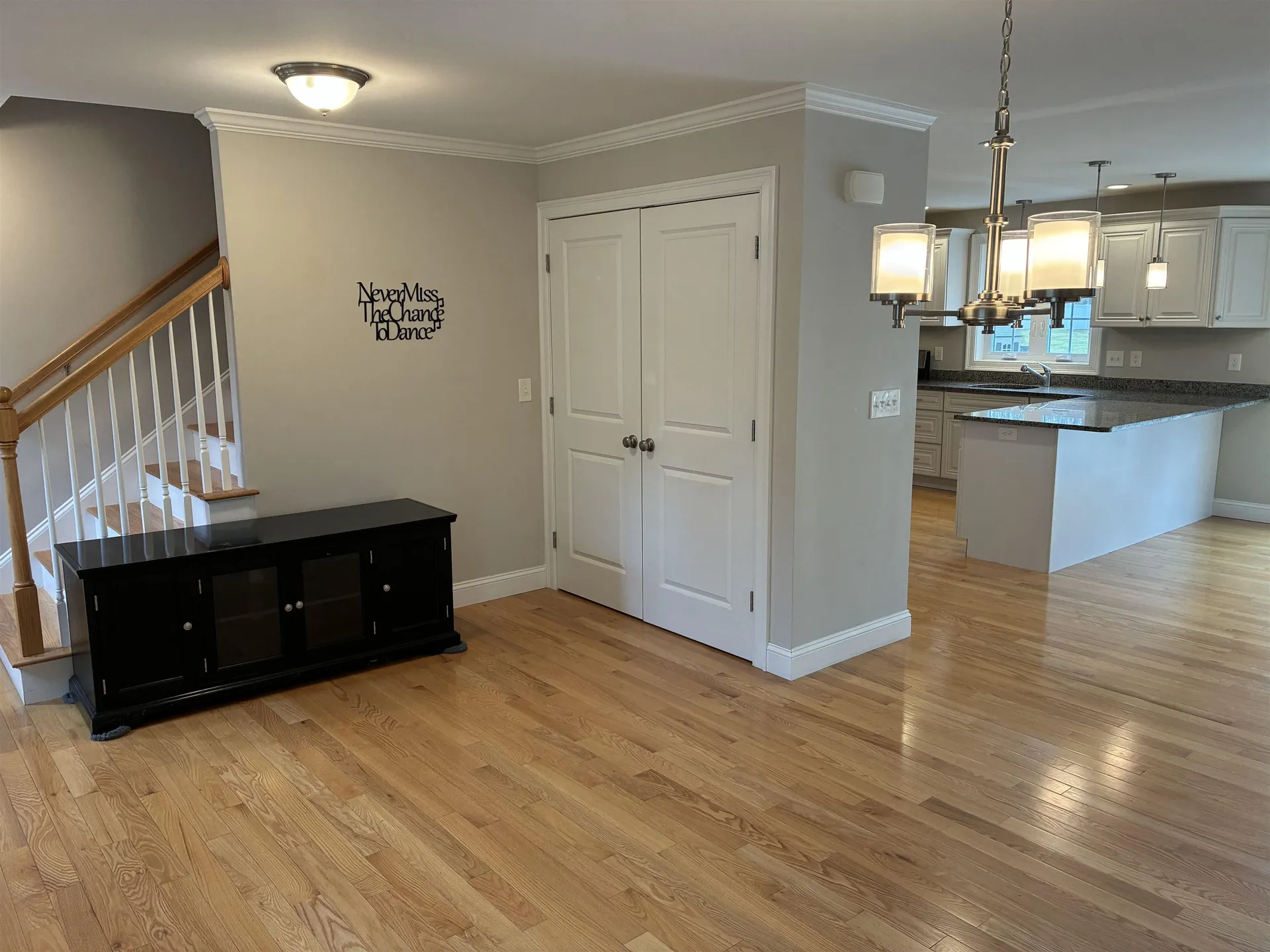 5 Sheldon Road Derry NH 03038