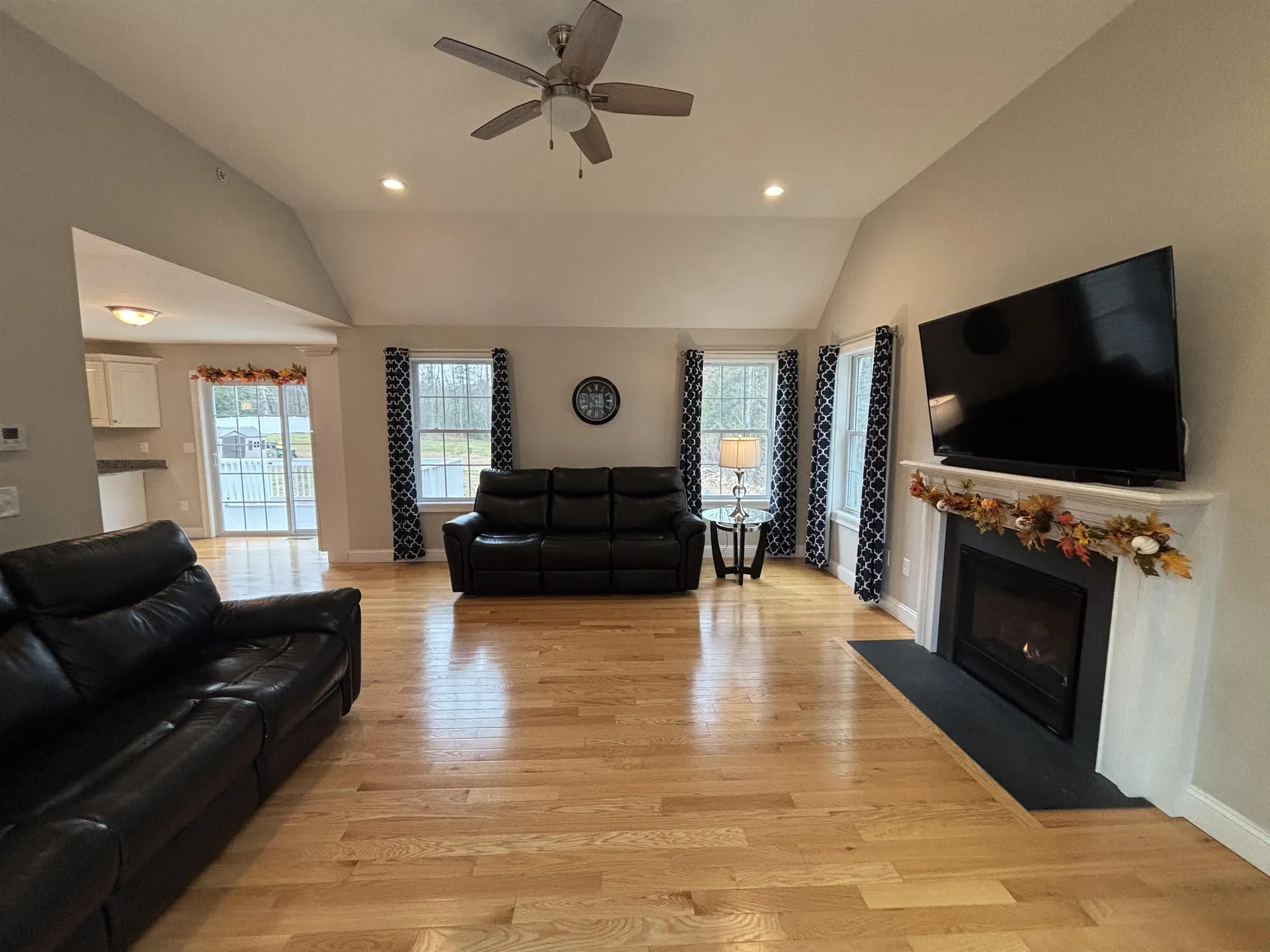 5 Sheldon Road Derry NH 03038