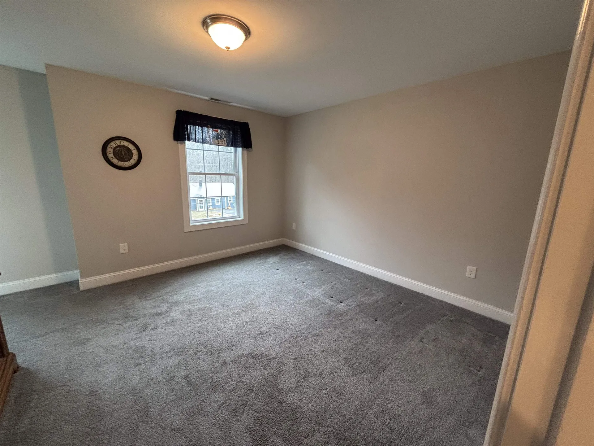 5 Sheldon Road Derry NH 03038