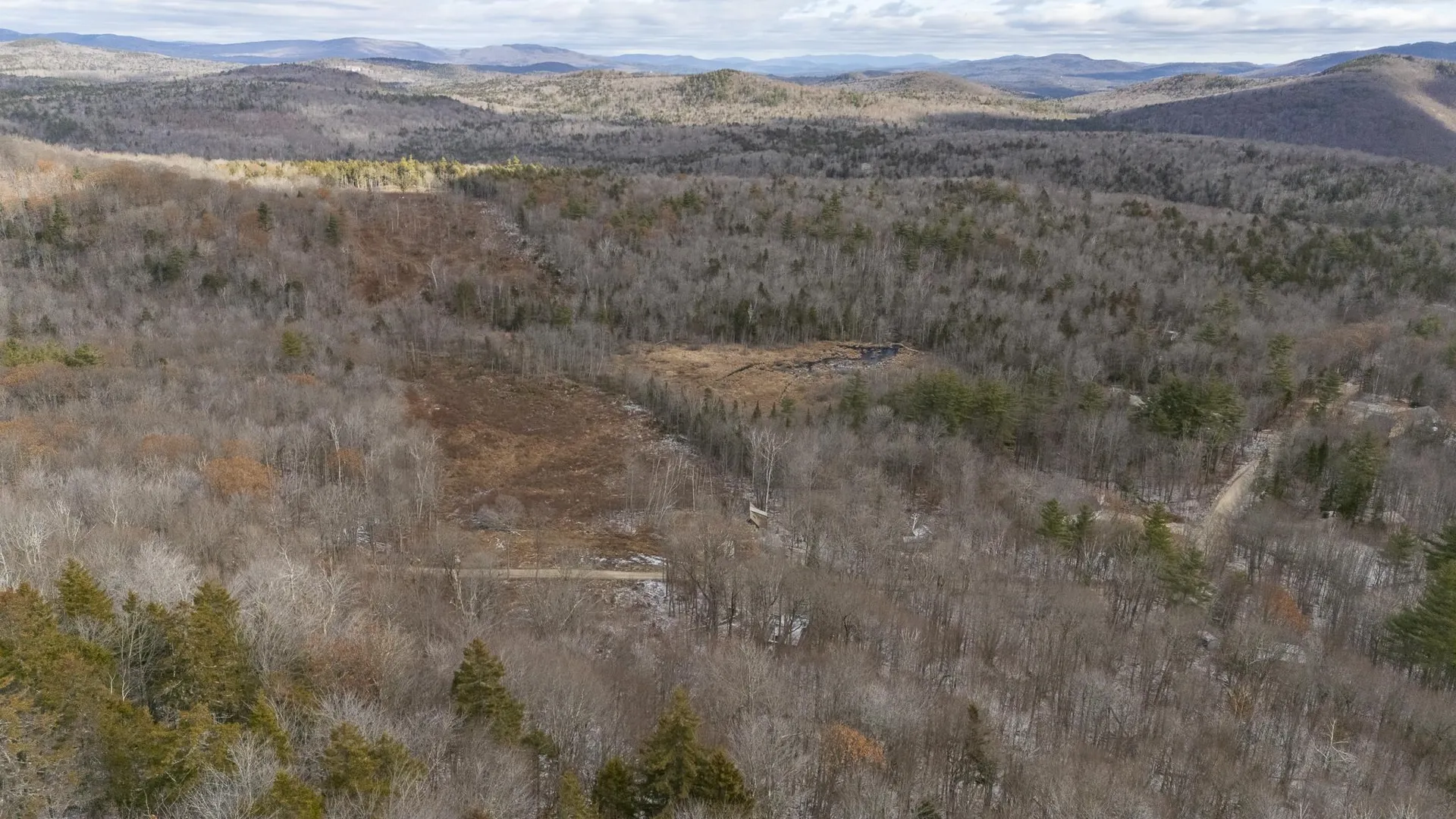 163 Quaker Path Wilmot NH 03287