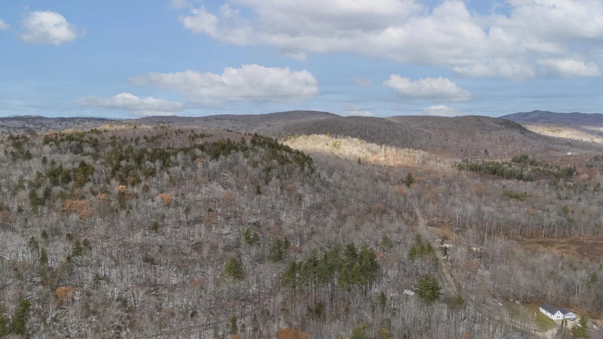 163 Quaker Path Wilmot NH 03287