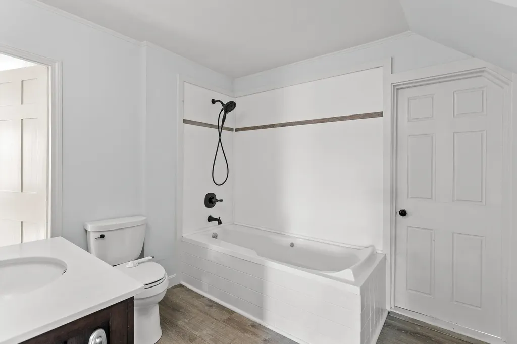 80 Lafayette Road Hampton Falls NH 03844