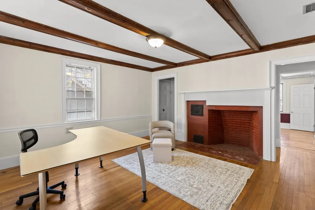 80 Lafayette Road Hampton Falls NH 03844