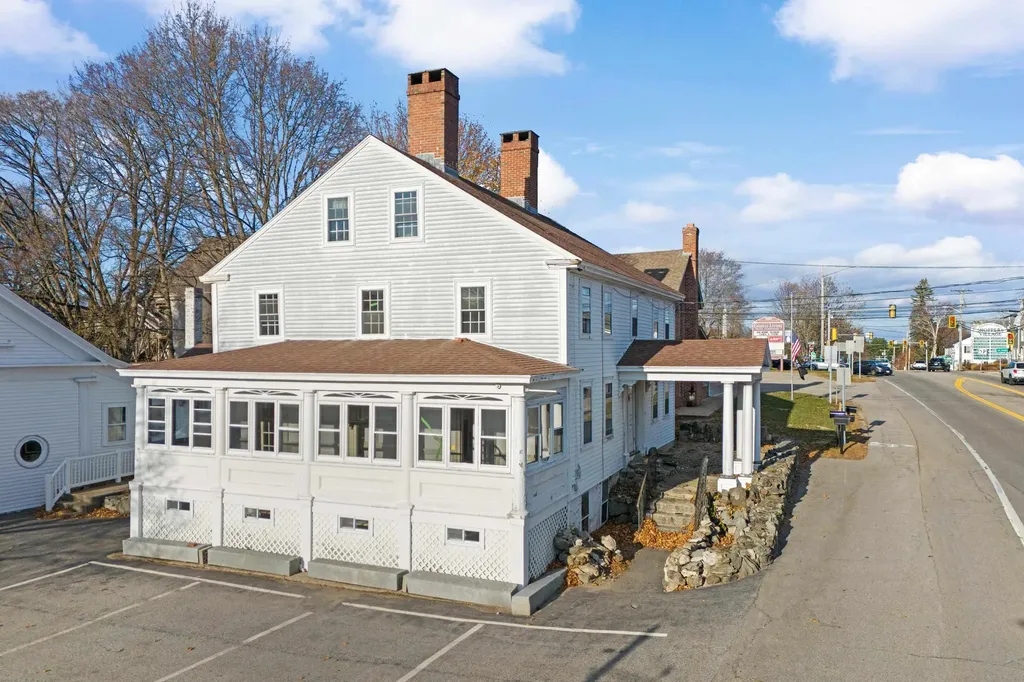 80 Lafayette Road Hampton Falls NH 03844