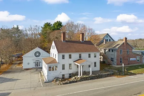 80 Lafayette Road Hampton Falls NH 03844