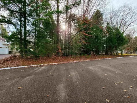 43 Tanglewood Drive Essex VT 05452