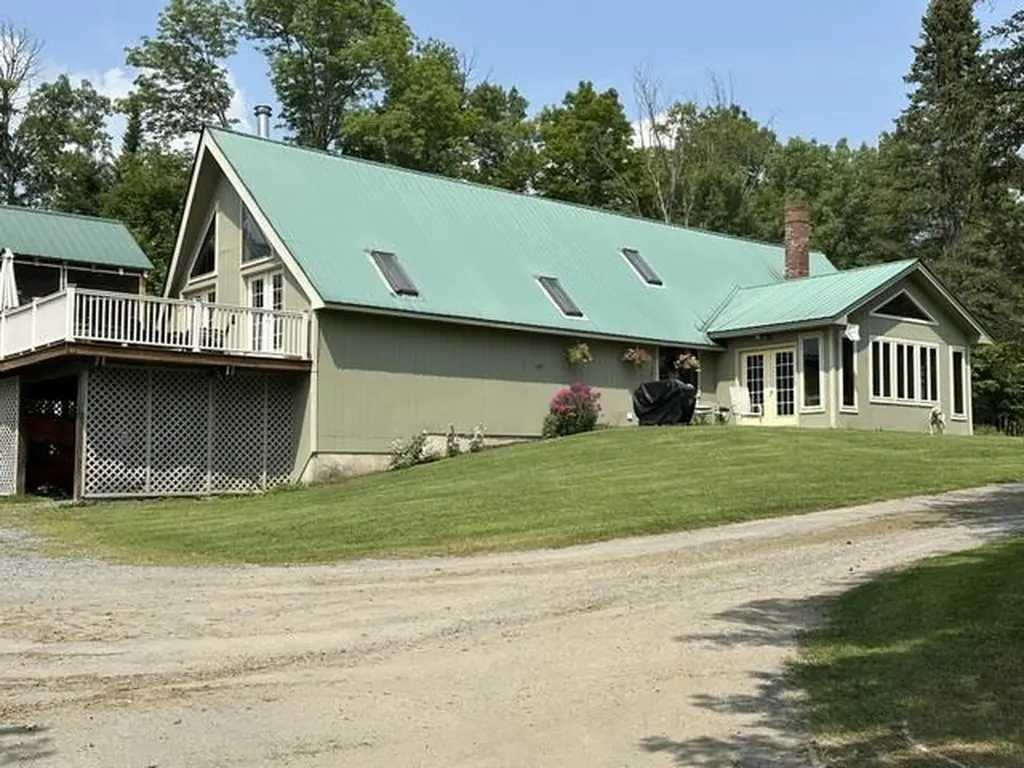 196 Hudson Drive Wheelock VT 05851