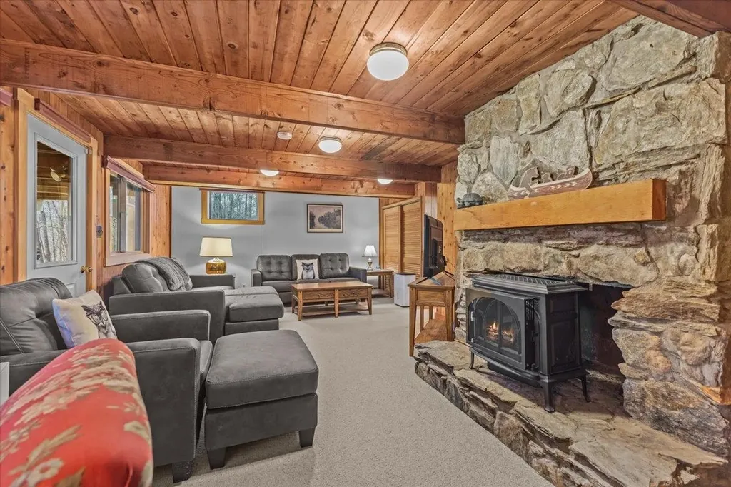 953 Lincoln Gap Road Warren VT 05674